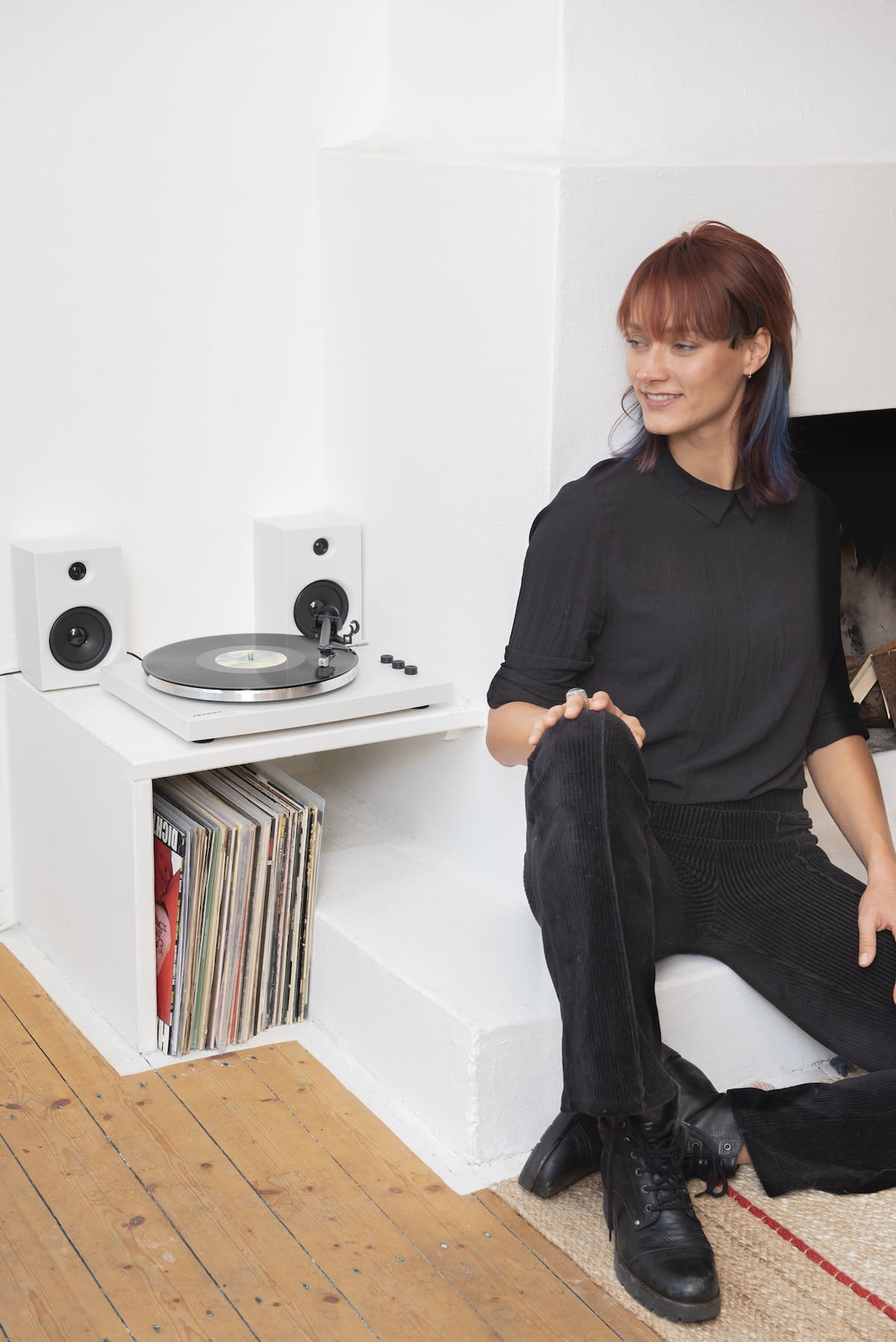 Crosley T150 White